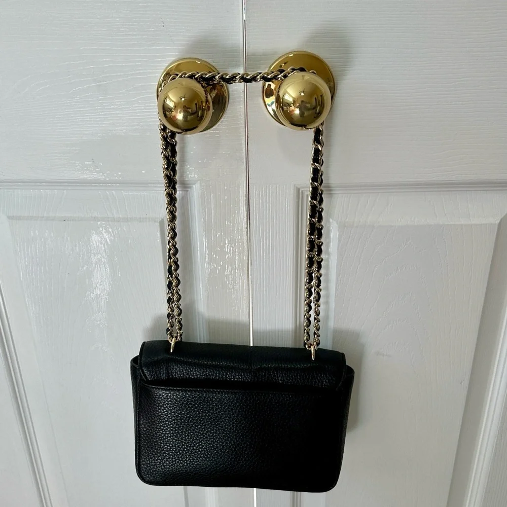 Tory Burch Logo Crossbody/Shoulder Black Pebbled Lather Bag withAdjustable Chain